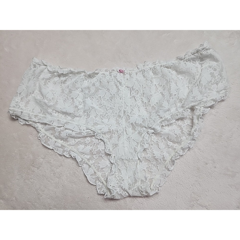 Secret‎ Treasures Lace White Panties NWOT  Size 8